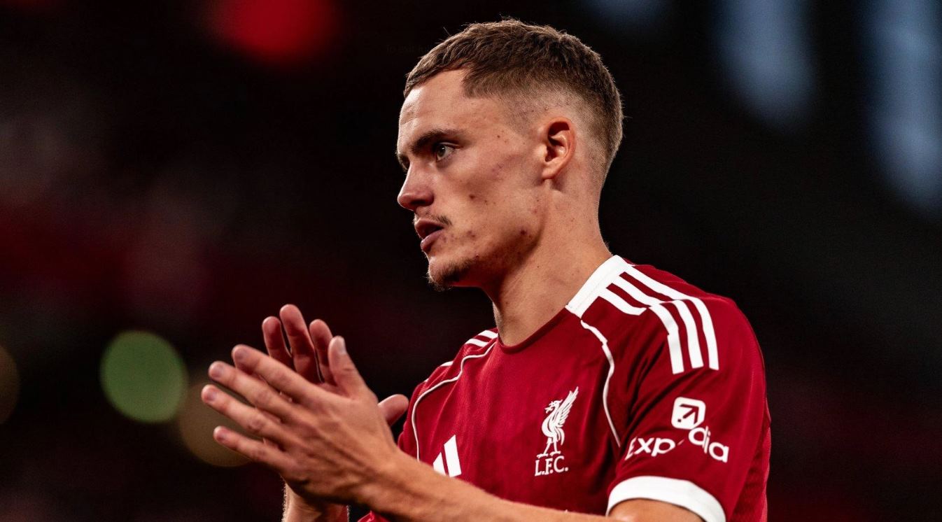 Florian Wirtz Diserang Publik, John Barnes Minta Fans Liverpool Bertahan Dulu Florian Wirtz Diserang Publik, John Barnes Minta Fans Liverpool Bertahan Dulu