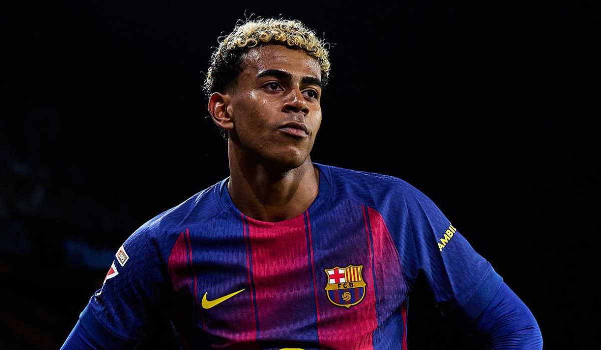 Gestur Lamine Yamal di laga Celta Vigo vs Barcelona