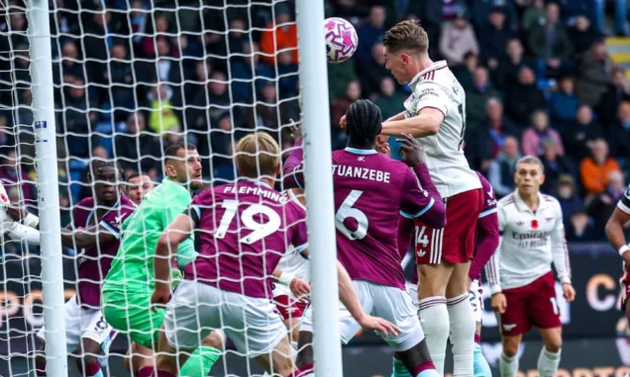 Hasil Burnley vs Arsenal skor akhir 0-2 Hasil Burnley vs Arsenal skor akhir 0-2