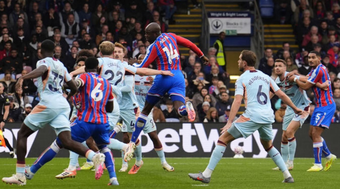 Hasil Crystal Palace vs Brentford skor akhir 2-0 Hasil Crystal Palace vs Brentford skor akhir 2-0