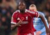 Ibrahima Konate mengejar bola di laga Manchester City vs Liverpool