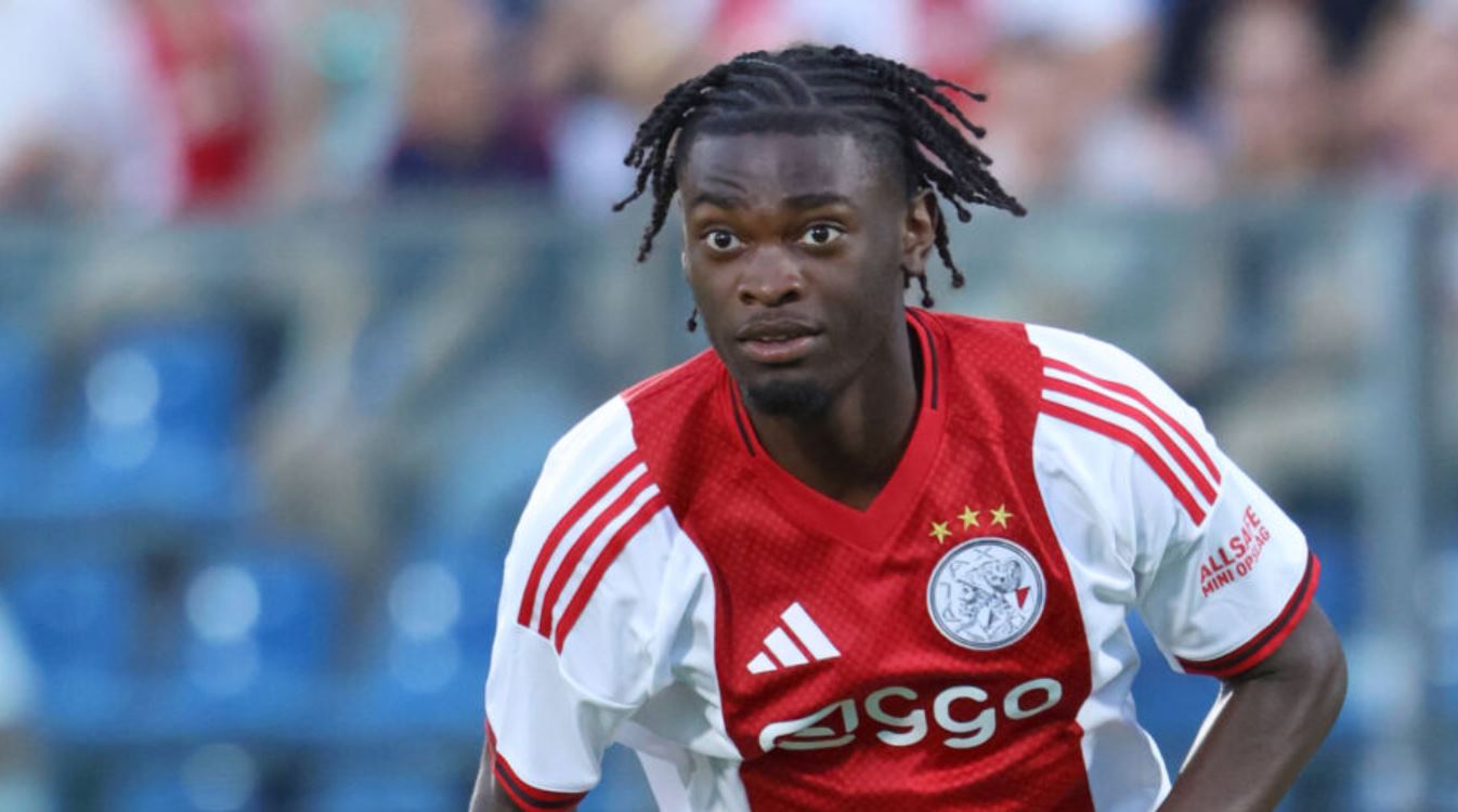 Diburu Raksasa Premier League, Masa Depan Jorthy Mokio di Ajax Makin Tak Pasti Diburu Raksasa Premier League, Masa Depan Jorthy Mokio di Ajax Makin Tak Pasti