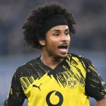 Adeyemi Didenda Besar Terkait Kepemilikan Senjata Ilegal, Masa Depannya di Dortmund Dipertanyakan Karim Adeyemi di laga Hamburg vs Borussia Dortmund