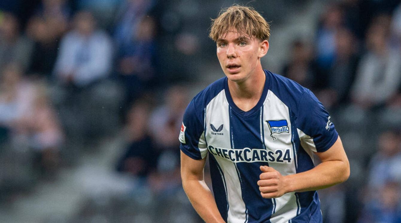 Kennet Eichhorn pemain Hertha Berlin