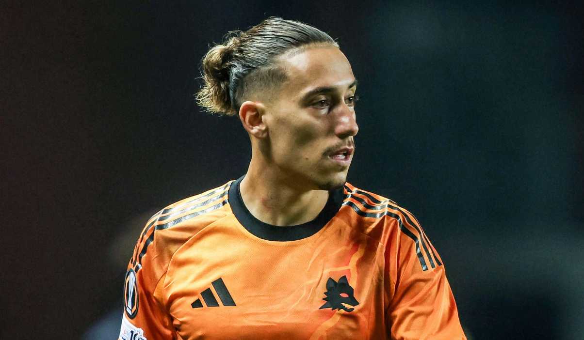 Kostas Tsimikas di laga Rangers vs AS Roma Kostas Tsimikas di laga Rangers vs AS Roma