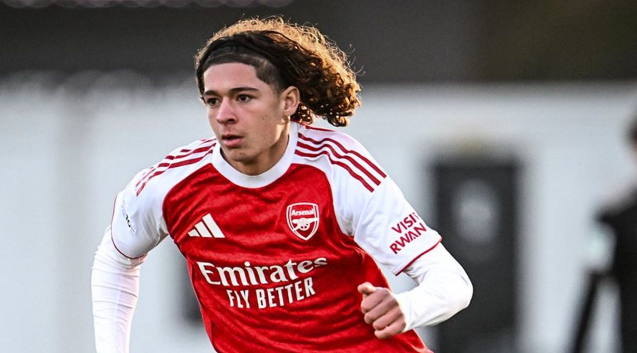 Luis Munoz pemain Arsenal