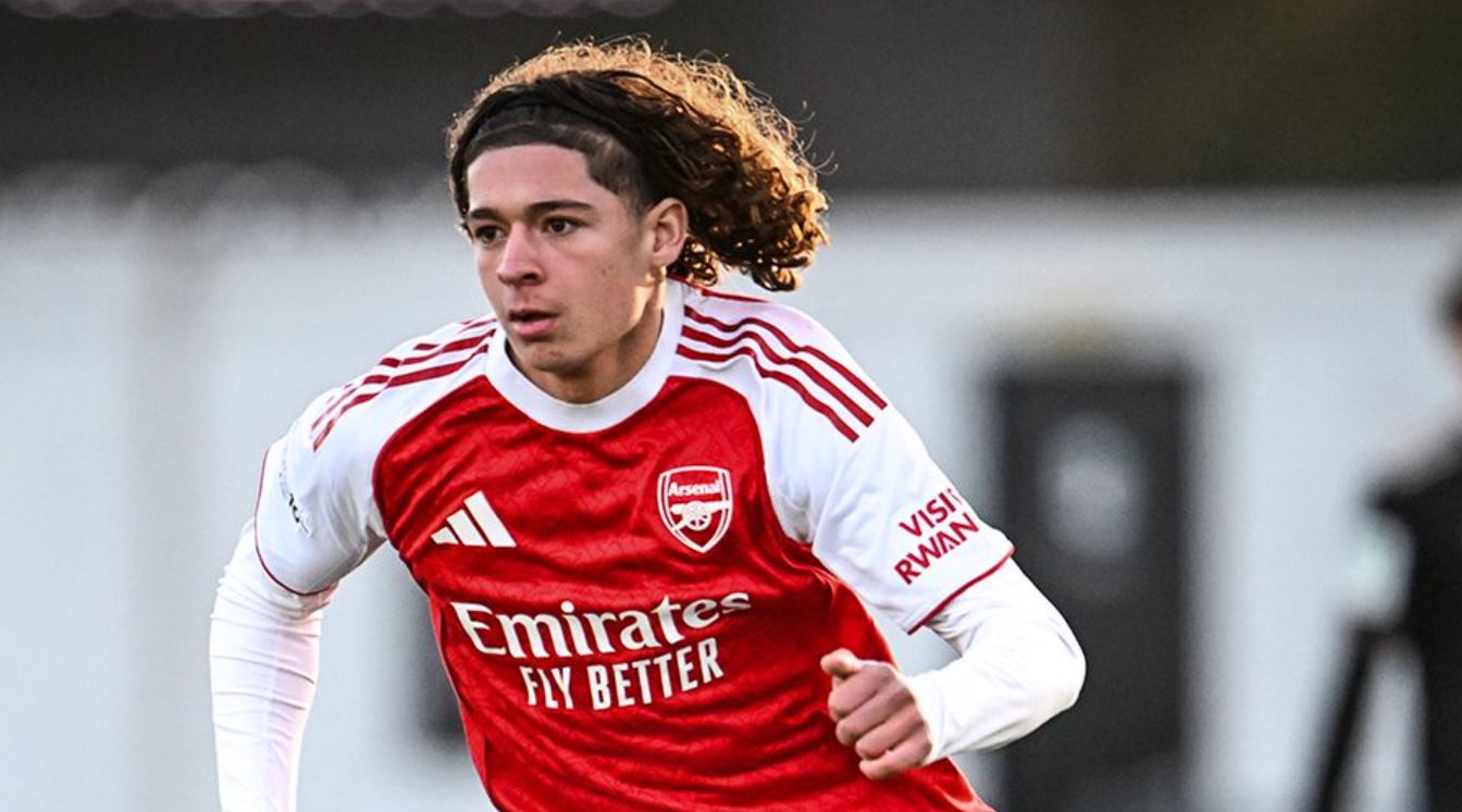 Luis Munoz pemain Arsenal