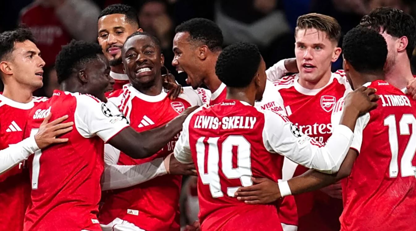 Pemain Arsenal merayakan kemenangan atas Bayern Muchen