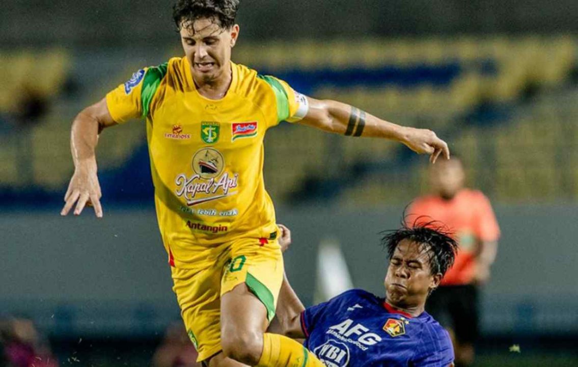 Persik Menjamu Persebaya di Pekan ke-12