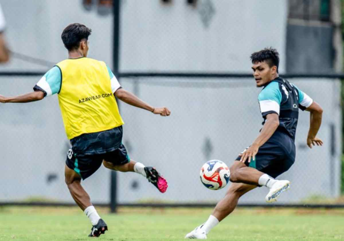 Rahmat Irianto di Sesi Latihan Persebaya Jelang Hadapi Bhayangkara FC