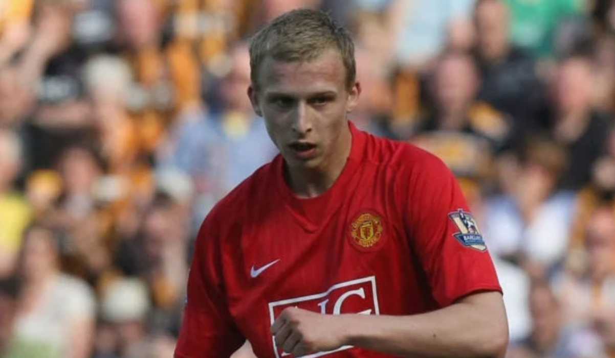 Ritchie De Laet saat berkarir di Manchester United