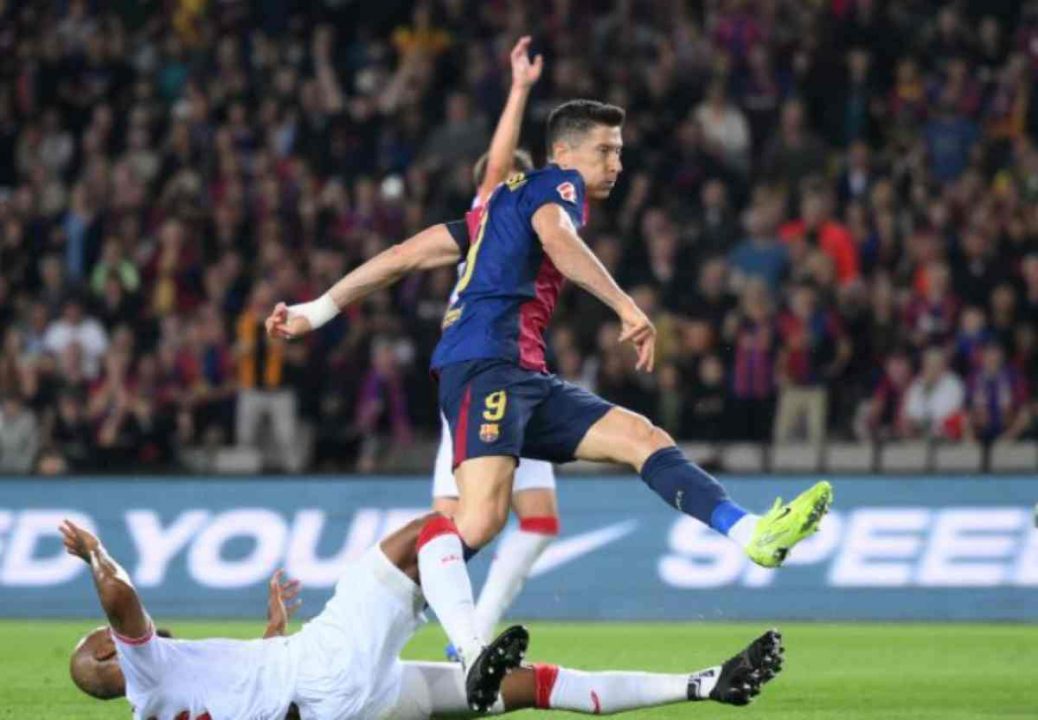 Robert Lewandowski dalam Sebuah Aksinya untuk Barcelona
