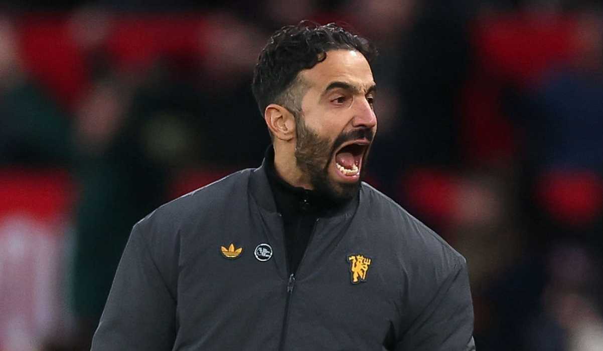 Ruben Amorim merayakan gol Manchester United di laga vs Brighton Ruben Amorim merayakan gol Manchester United di laga vs Brighton