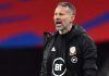 Usia 52 Tahun, Ryan Giggs Jalani Babak Baru Bersama Pasangan yang 15 Tahun Lebih Muda Ryan Giggs saat membesut timnas Wales