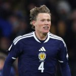 Scott McTominay rayakan golnya ke gawang Denmark