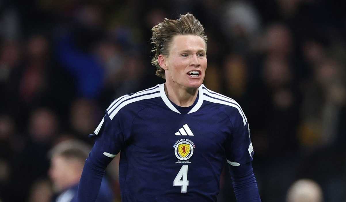 Scott McTominay rayakan golnya ke gawang Denmark Scott McTominay rayakan golnya ke gawang Denmark