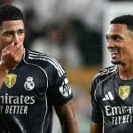 Trent Alexander-Arnold dan Jude Bellingham berdialog di laga Salzburg vs Real Madrid