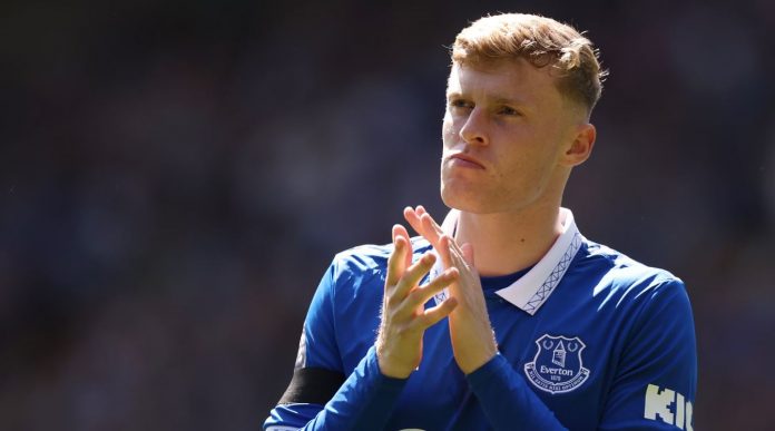 Jarrad Branthwaite pemain Everton