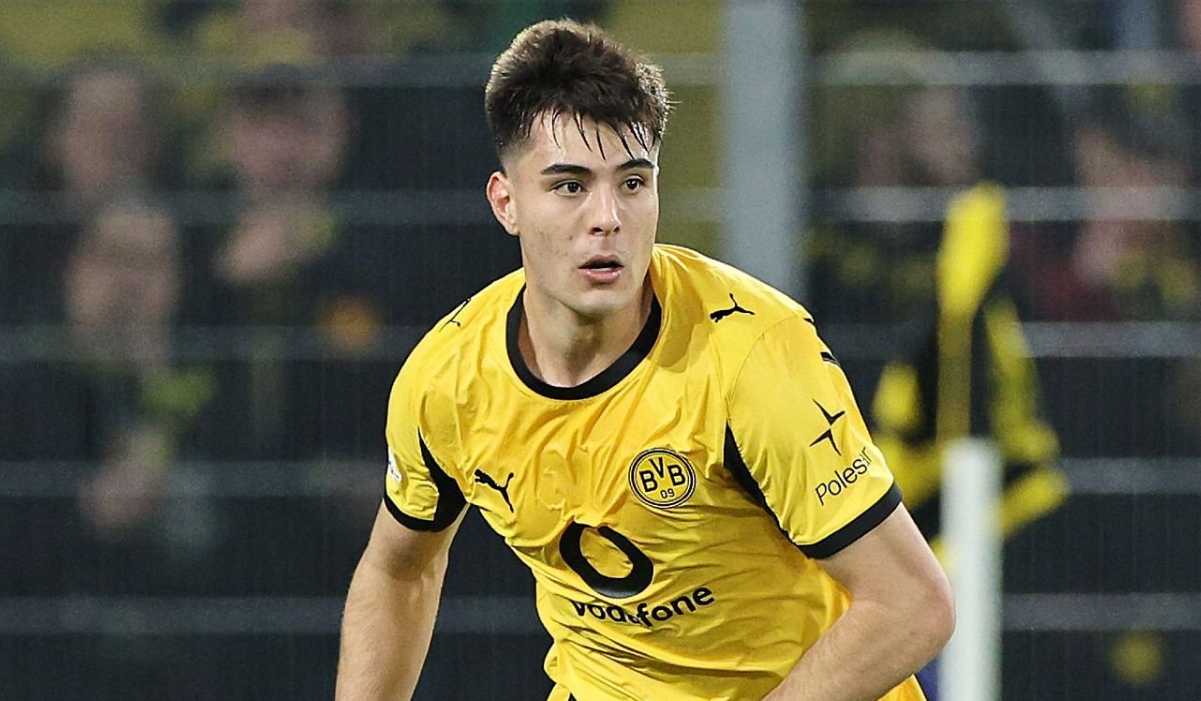 Chelsea Pertimbangkan Pulangkan Aaaron Anselmino Demi Menambal Lini Belakang