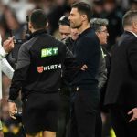 Dua dari Tiga Bintang Real Madrid Tak Bermain Lagi Tahun Ini Usai Diusir Kontra Celta Alvaro Carreras saat berselisih di laga Real Madrid vs Celta Vigo