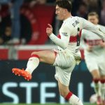 Hansi Flick Desak Barcelona Datangkan Gelandang Bundesliga Angelo Stiller dalam Sebuah Aksinya untuk Stuttgart