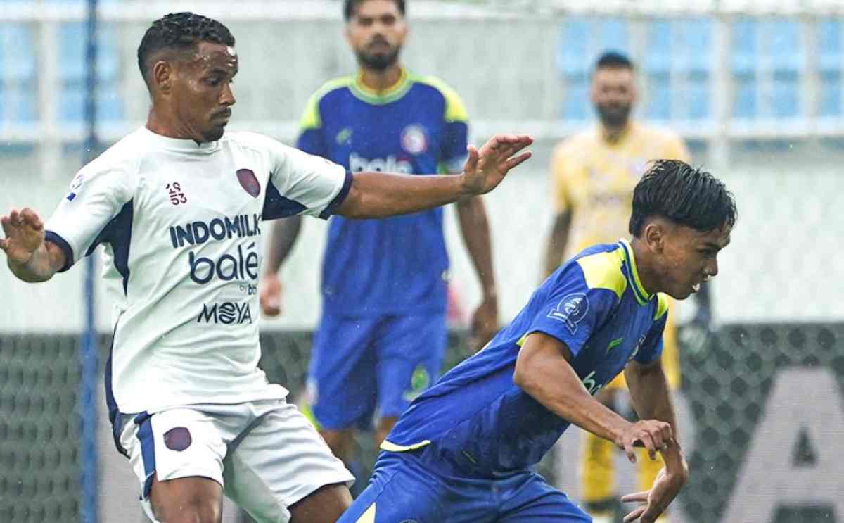 Arema FC Menjamu Persita di Laga Tunda Pekan ke-8