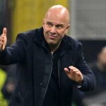 Arne Slot Beri Peluang bagi Mohamed Salah untuk Memperbaiki Hubungan di Liverpool Arne Slot di laga Inter Milan vs Liverpool