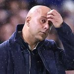 Arne Slot Beberkan Alasan Tidak Turunkan Mohamed Salah Saat Liverpool Ditahan The Whites Arne Slot di laga Leeds United vs Liverpool