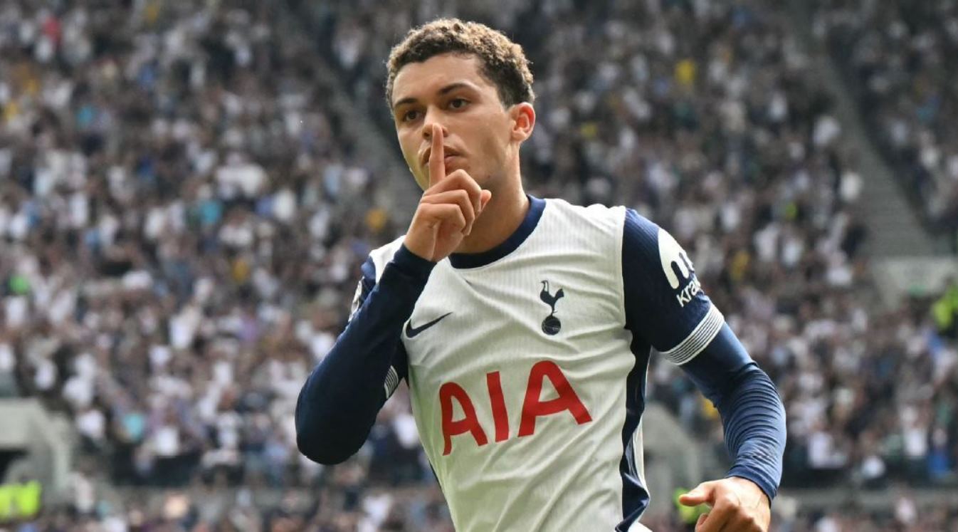 Brennan Johnson Masuk Radar Palace di Bursa Transfer Januari Brennan Johnson Masuk Radar Palace di Bursa Transfer Januari