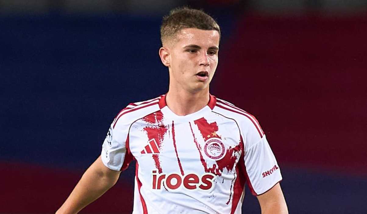 Christos Mouzakitis di laga Barcelona vs Olympiakos Christos Mouzakitis di laga Barcelona vs Olympiakos