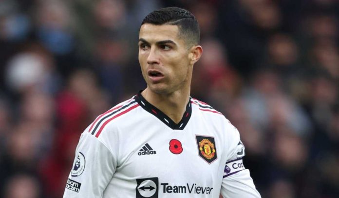 Cristiano Ronaldo saat membela Manchester United di laga kontra Aston Villa