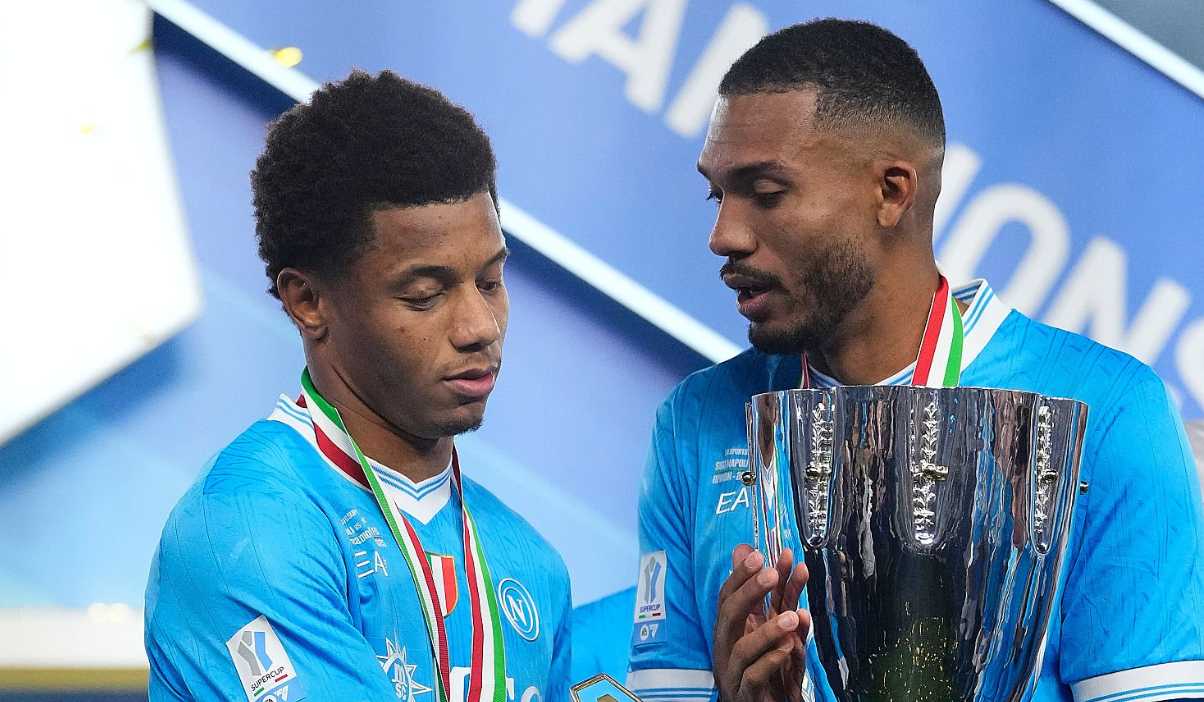 Neres Antar Napoli Juara Supercoppa Italiana, Politano Tegaskan Loyalitas pada Conte