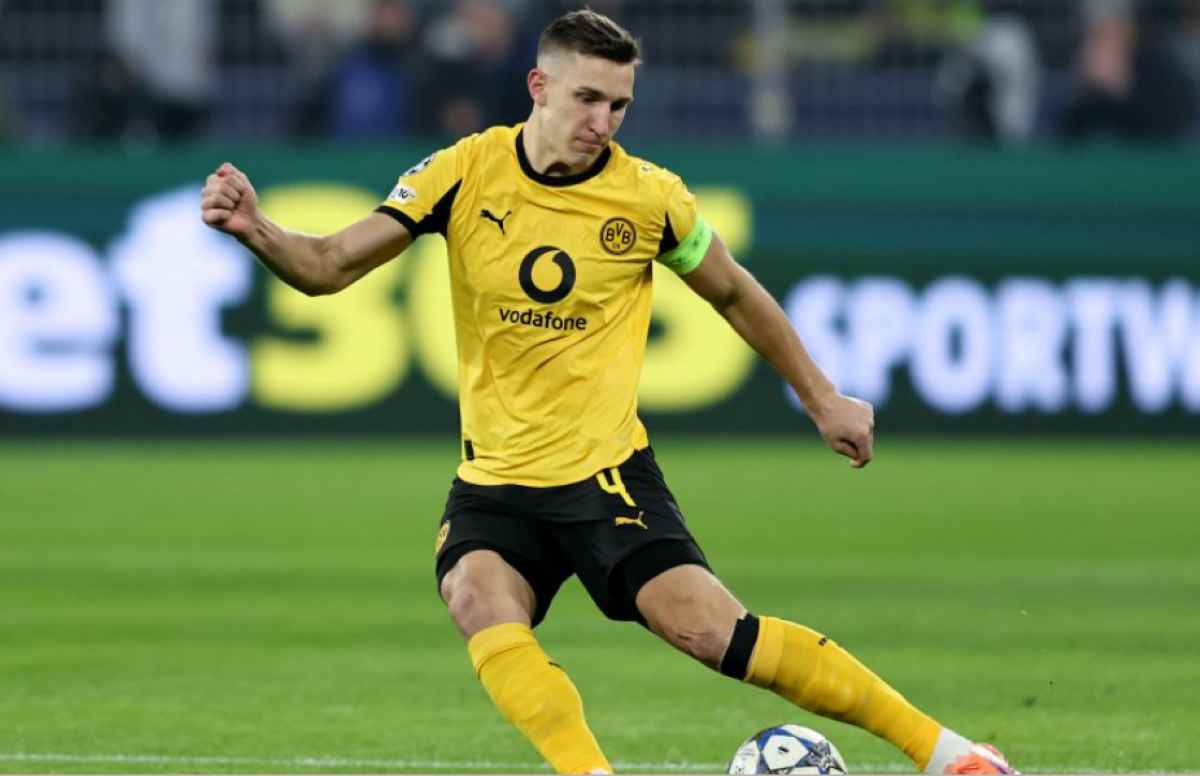 Dortmund Pasang Banderol Selangit untuk Nico Schlotterbeck