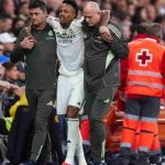 Real Madrid Kembali Terpukul, Eder Militao Cedera Lagi Eder Militao Saat Tinggalkan Lapangan di Laga Real Madrid vs Celta Vigo