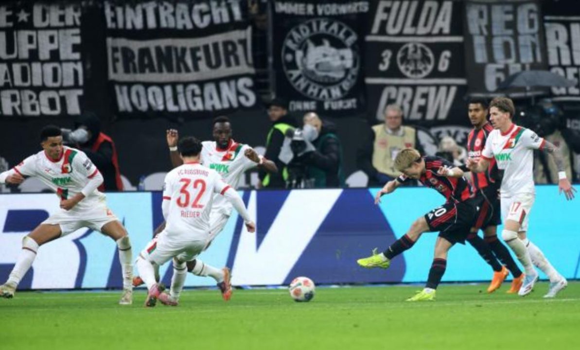 Hasil Eintracht Frankfurt vs Augsburg skor akhir 1-0 - Liga Jerman