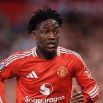 Kobbie Mainoo ke Napoli? Alasan Logis di Balik Isu Transfer Mengejutkan Ini KObbie Mainoo pemain Manchester United