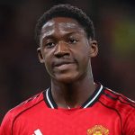 Amorim Buka Pintu Dialog, Masa Depan Mainoo di Manchester United Masih Abu-Abu Kobbie Mainoo di laga Manchester United v Everton