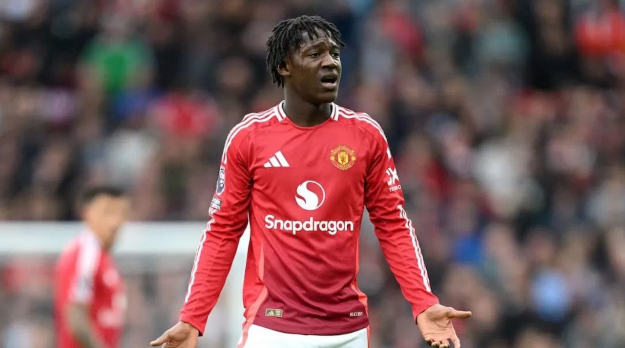 Drama Transfer Mainoo: Napoli Menunggu, Amorim Berkata Tidak