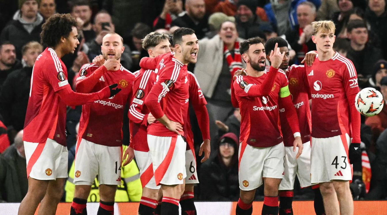 Tiga Poin Jadi Harga Mati bagi Manchester United di Old Trafford Tiga Poin Jadi Harga Mati bagi Manchester United di Old Trafford