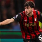 Marcos Senesi di laga Bournemouth vs Burnley