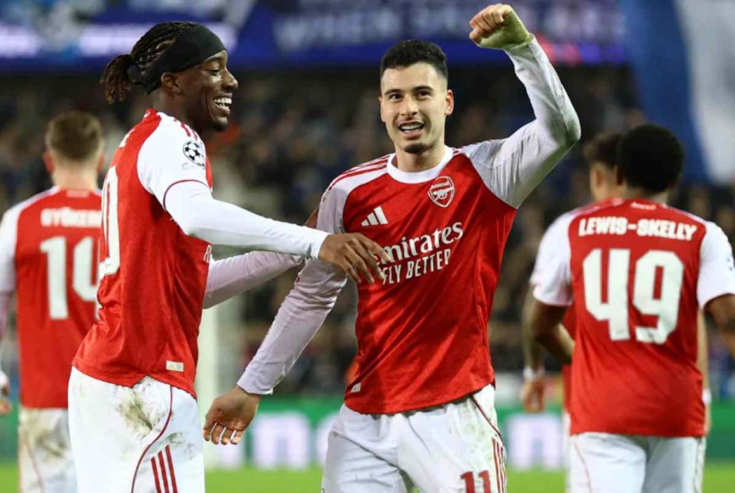 Martinelli Usai mencetak gol ke gawang Club Brugge