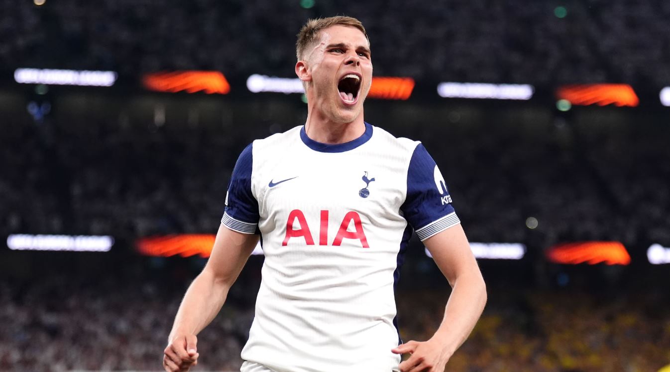 Micky Van de Ven Jadi Target Utama Madrid di Bursa Januari Micky Van de Ven Jadi Target Utama Madrid di Bursa Januari