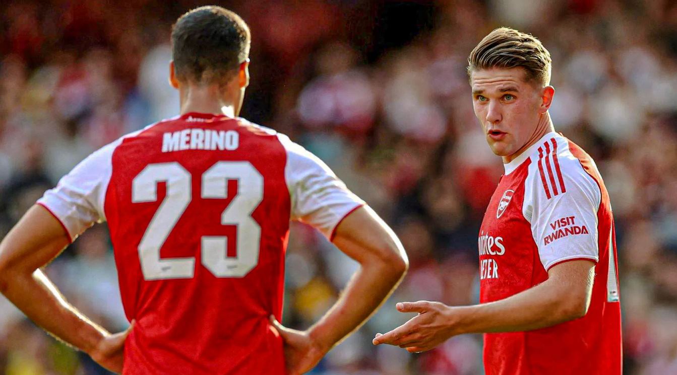 Mikel Merino dan Viktor Gyokeres pemain Arsenal Mikel Merino dan Viktor Gyokeres pemain Arsenal