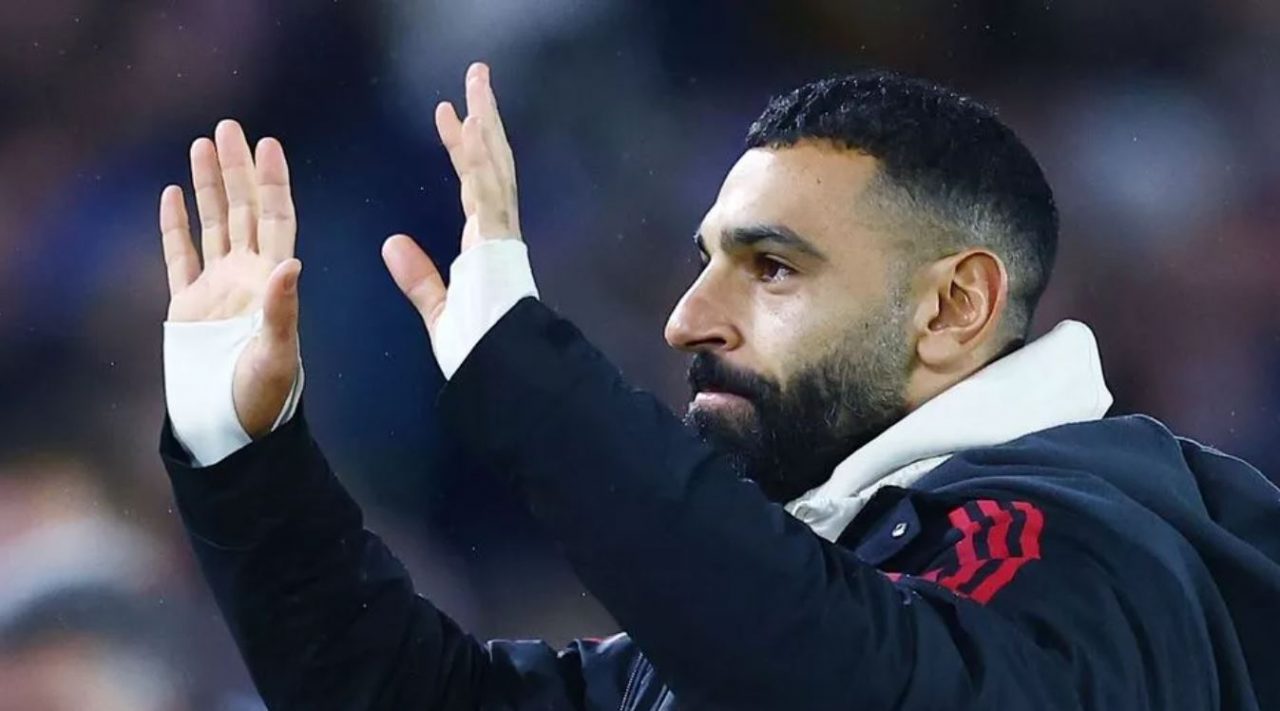 Drama Elland Road: Isyarat Perpisahan Salah dan Masa Depan yang Kabur