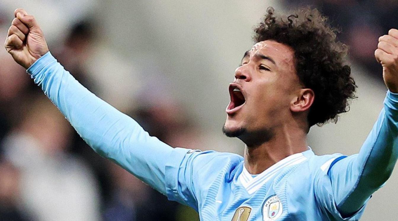 Oscar Bobb pemain Manchester City Oscar Bobb pemain Manchester City