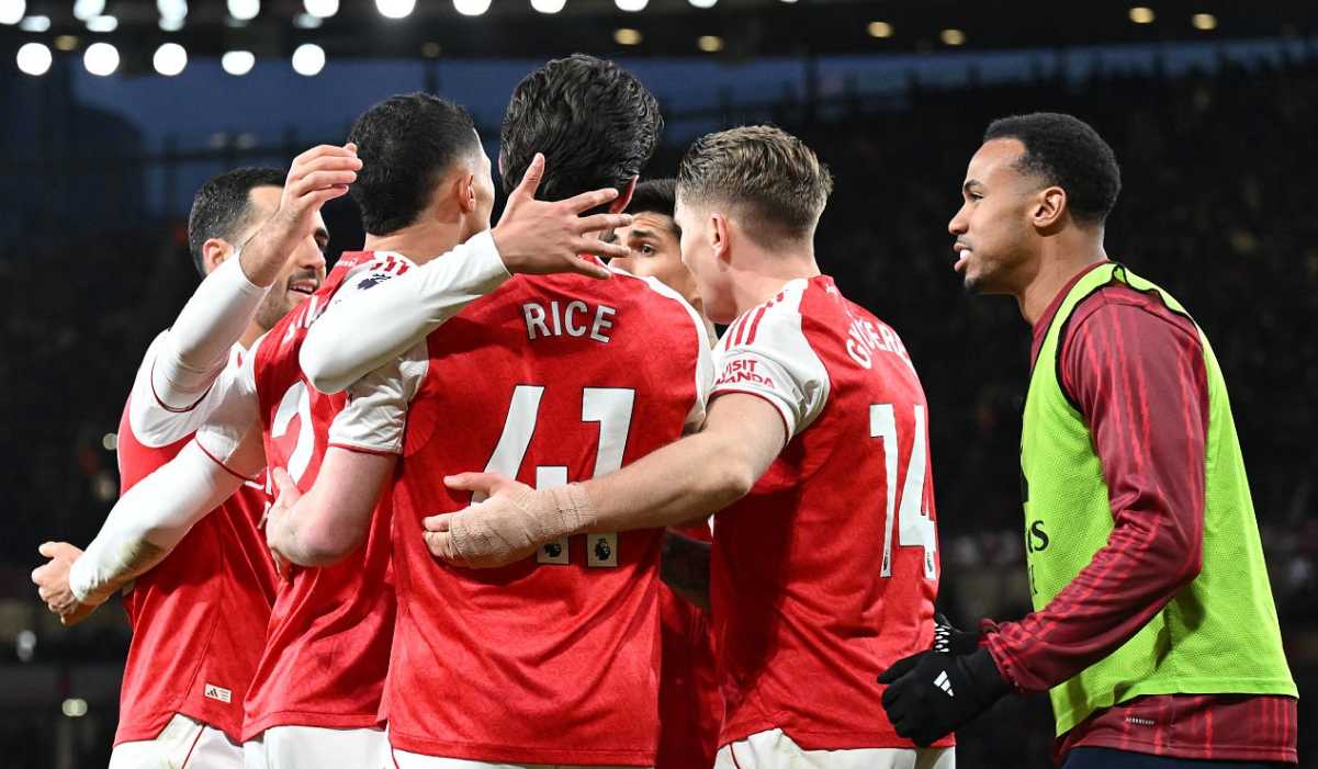 Para pemain Arsenal merayakan gol ke gawang Brighton Para pemain Arsenal merayakan gol ke gawang Brighton