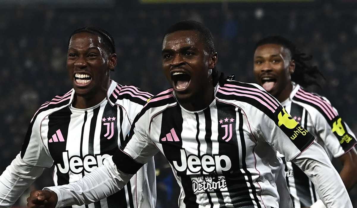 Pierre Kalulu merayakan gol pertama Juventus ke gawang Pisa