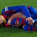 Krisis Bek Tengah? Transfer Barcelona Tergantung Nasib Araujo