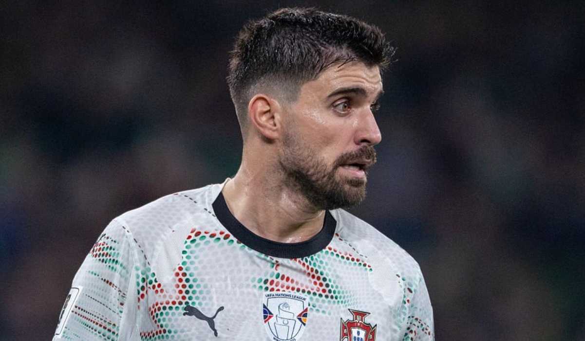 Kontrak Menipis, Harga Turun, Ruben Neves Jadi Opsi Realistis Manchester United