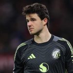 Senne Lammens di laga Manchester United vs Wolves